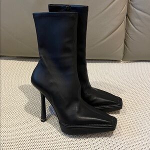 Alexander wang  Bardot black leather Boots 4.5 inch heels ladies size 7